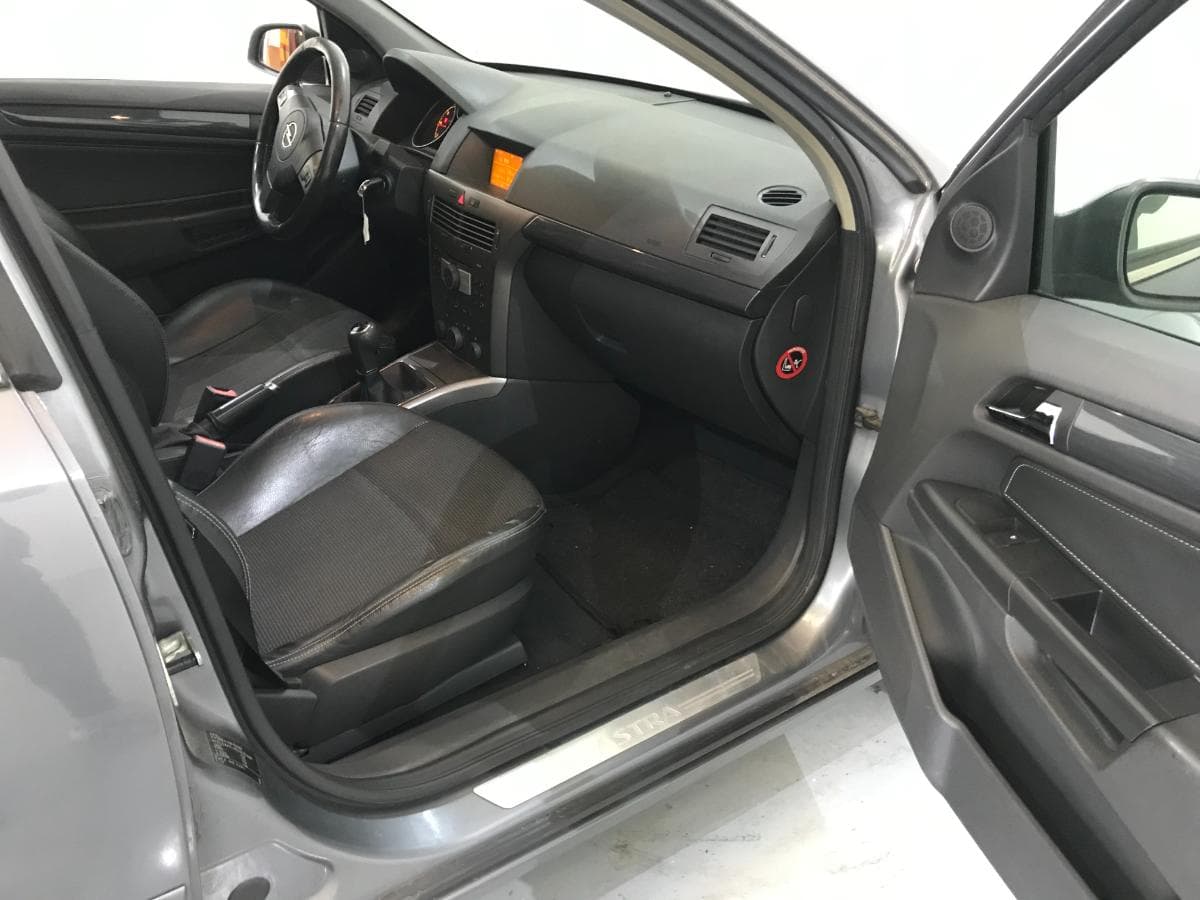 Opel Astra 1.7CDTI · Ano 2005 — imagen 28