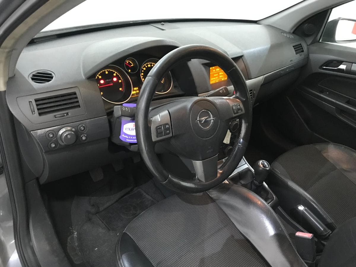 Opel Astra 1.7CDTI · Ano 2005 — imagen 35