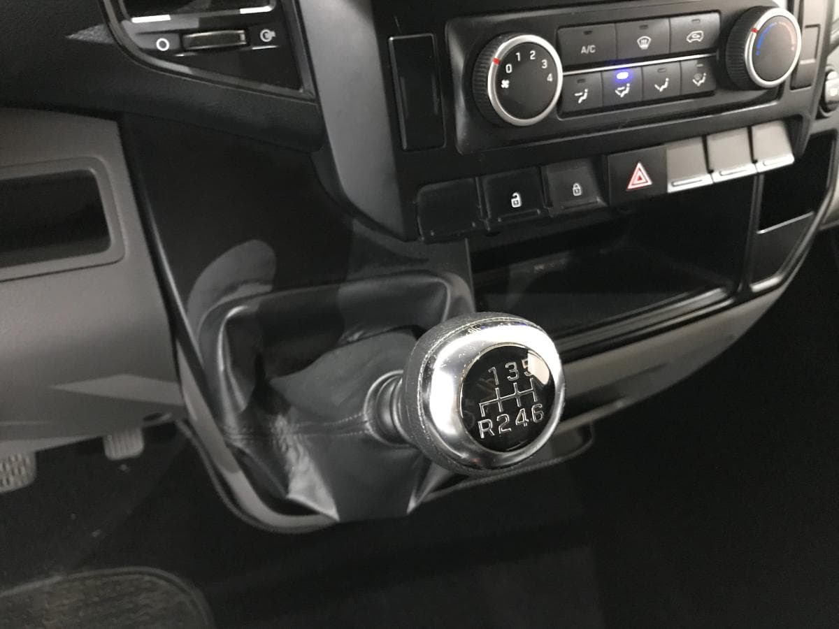 Hyundai H350 2.5CRDI · Ano 2019 — imagen 33
