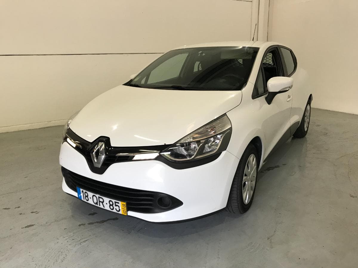 Renault Clio 1.5DCI · Ano 2015 — image 1
