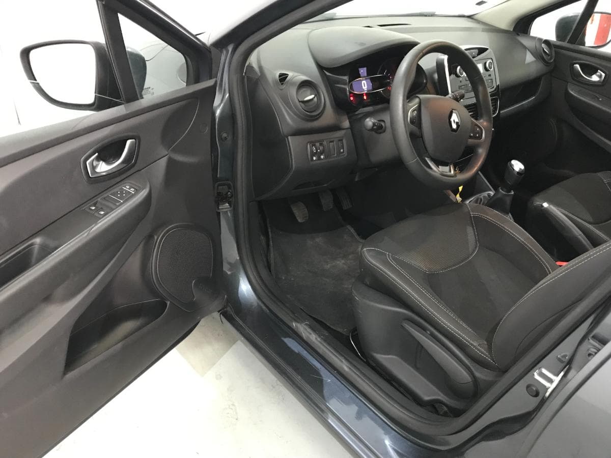 Renault Clio 1.5DCI · Ano 2019 — imagen 16