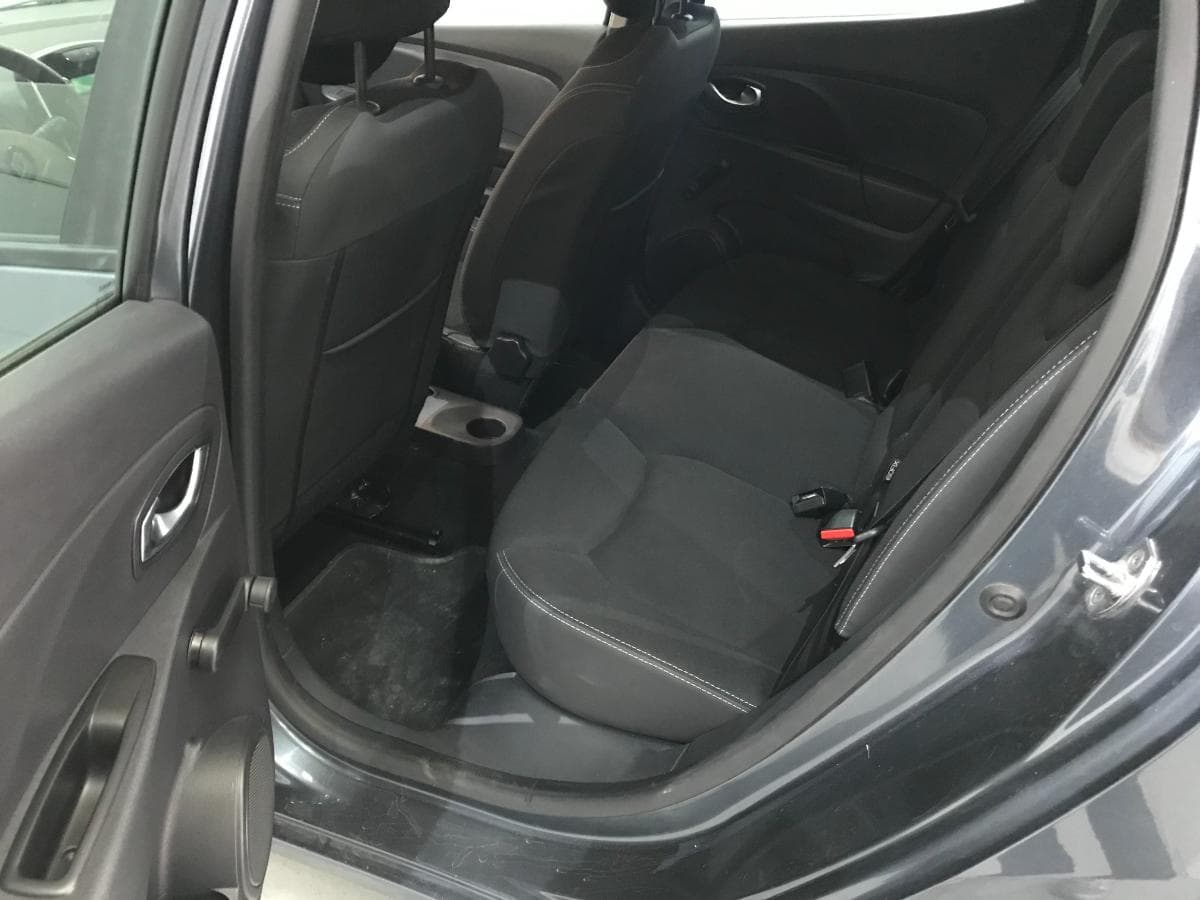 Renault Clio 1.5DCI · Ano 2019 — imagen 24