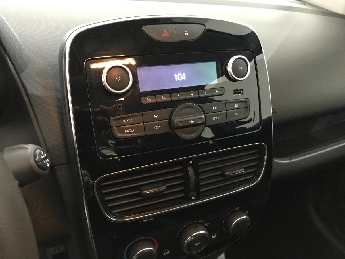 Renault Clio 1.5DCI · Ano 2019 — imagen 31
