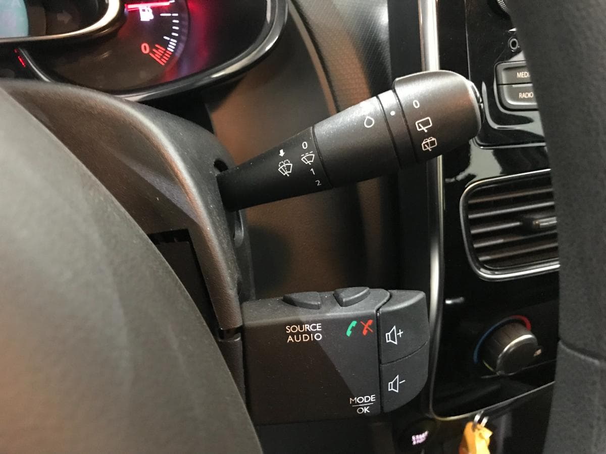 Renault Clio 1.5DCI · Ano 2019 — imagen 34