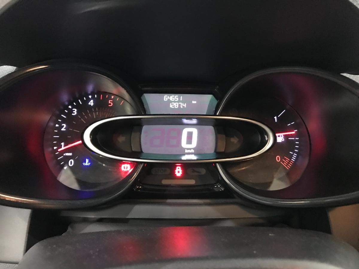 Renault Clio 1.5DCI · Ano 2019 — imagen 35