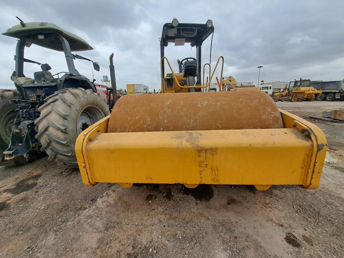 Cilindro (15 T) CATERPILLAR CS583 · Viana — imagem 5