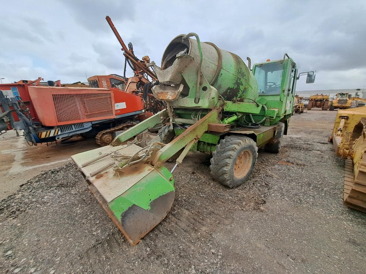 Betoneira Móvel (3M3) MERLO DBM 2500 EV · Viana — image 4