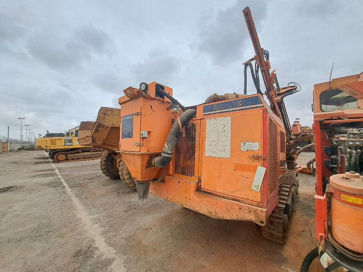 Perfuradora TAMROCK CHA 560 · Viana — imagen 3