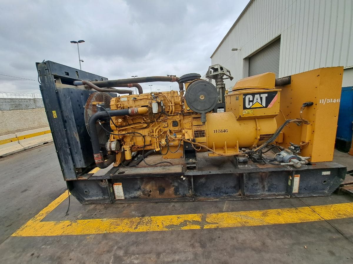 Grupo Eletrogéneo (500Kva) CATERPILLAR C18 · Viana — imagen 3