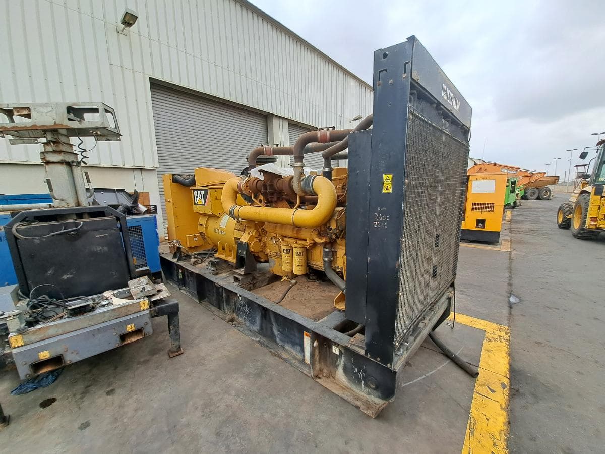 Grupo Eletrogéneo (500Kva) CATERPILLAR C18 · Viana — imagen 1