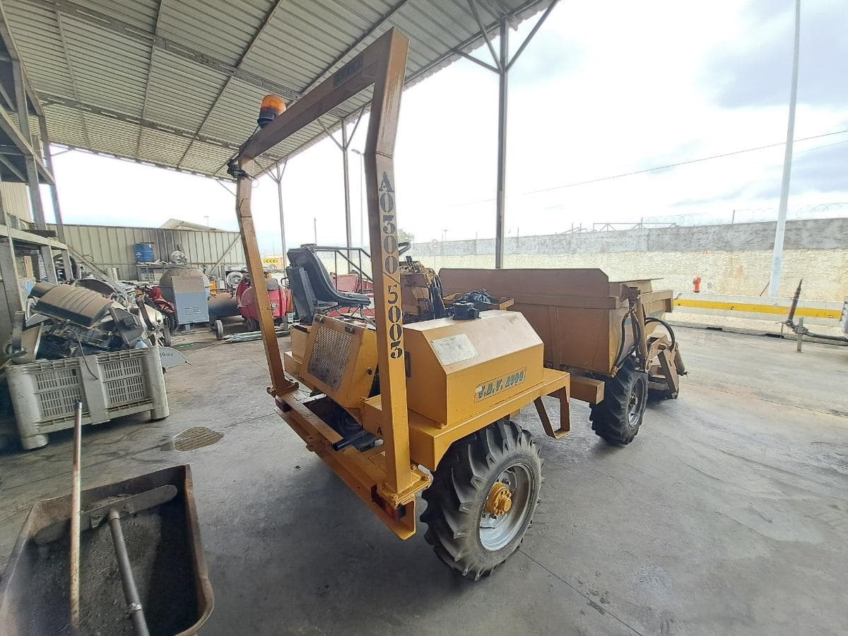 Dumper (4X4) ASTEL DV 2500/P · Viana — image 4
