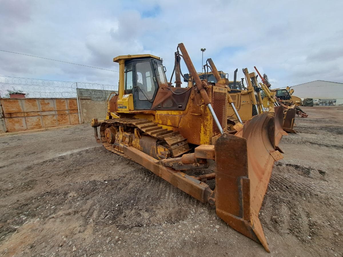 Bulldozer KOMATSU D65E-12 · Viana — image 3