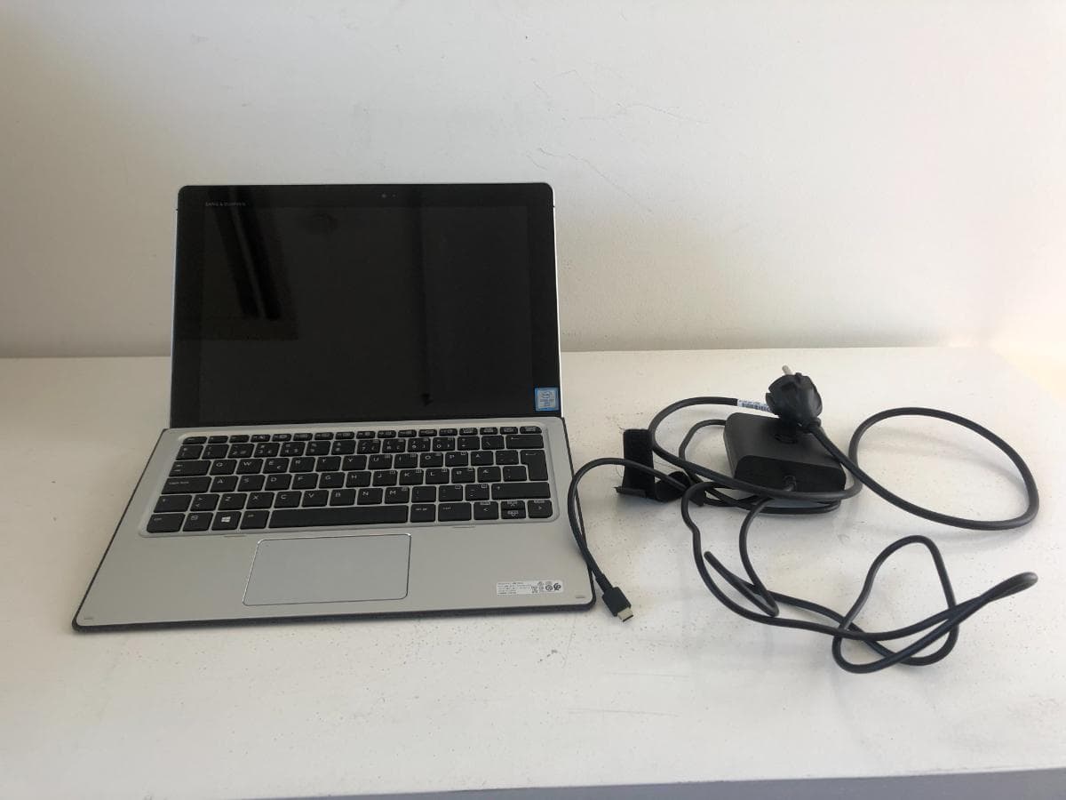 Portátil HP 1012 — image 3