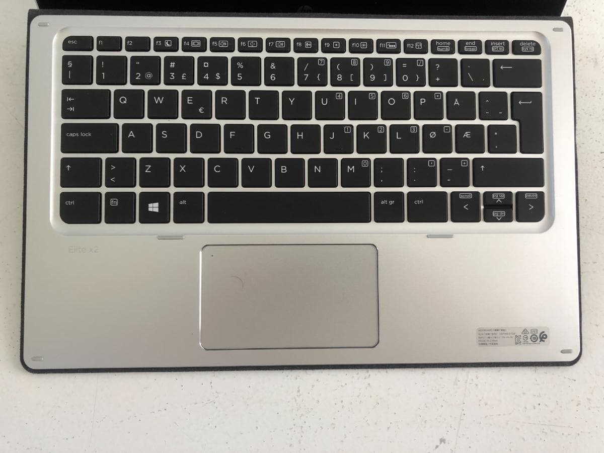 Portátil HP 1012 — image 8