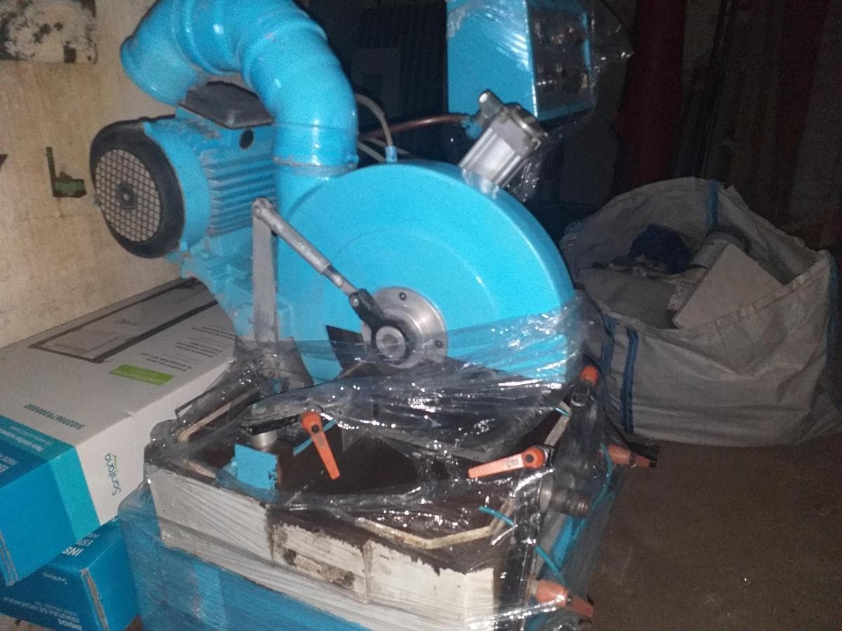 Máquina de corte de alumínio — imagen 2