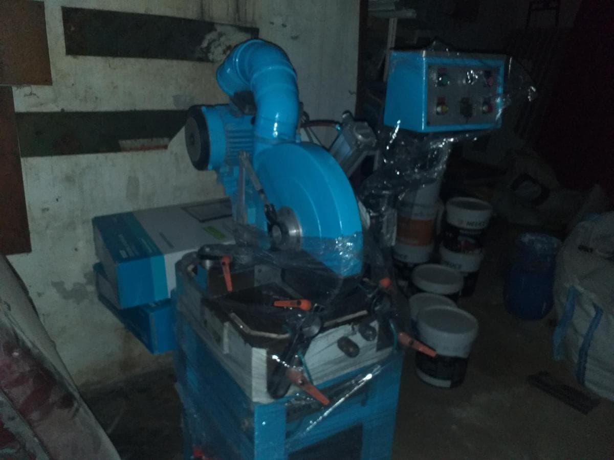 Máquina de corte de alumínio — imagen 5