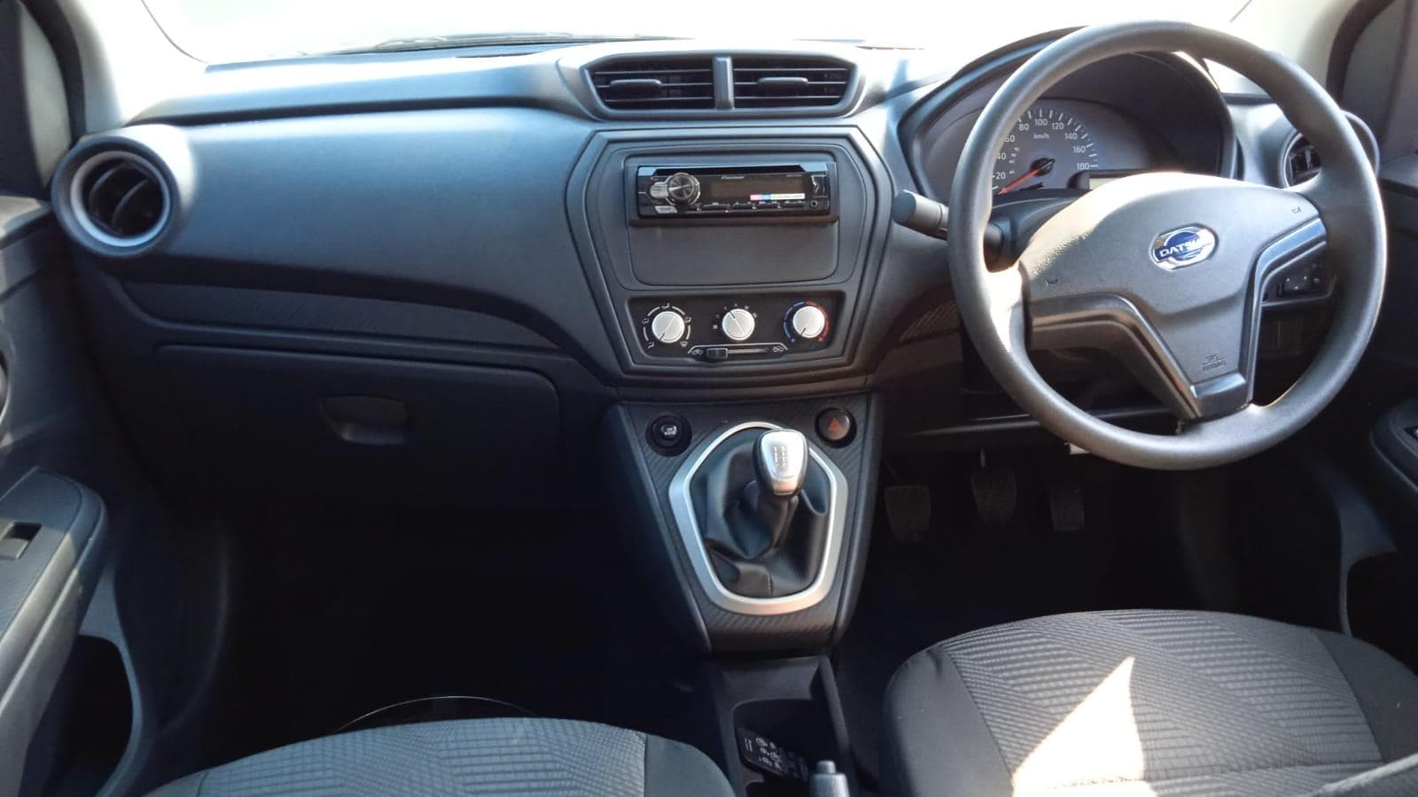 Datsun GO · — imagen 5