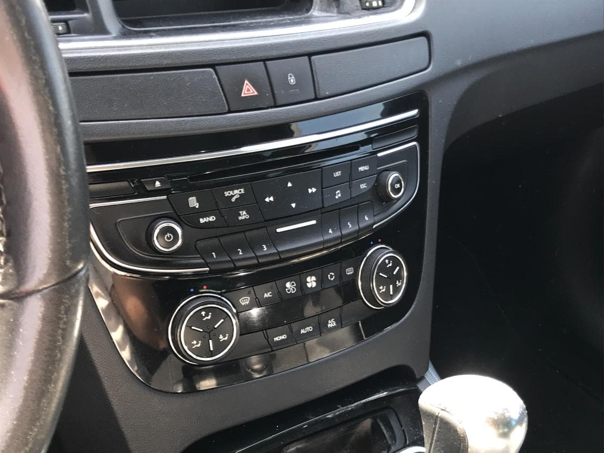 Peugeot 508 1.6HDI · Ano 2011 — imagen 25