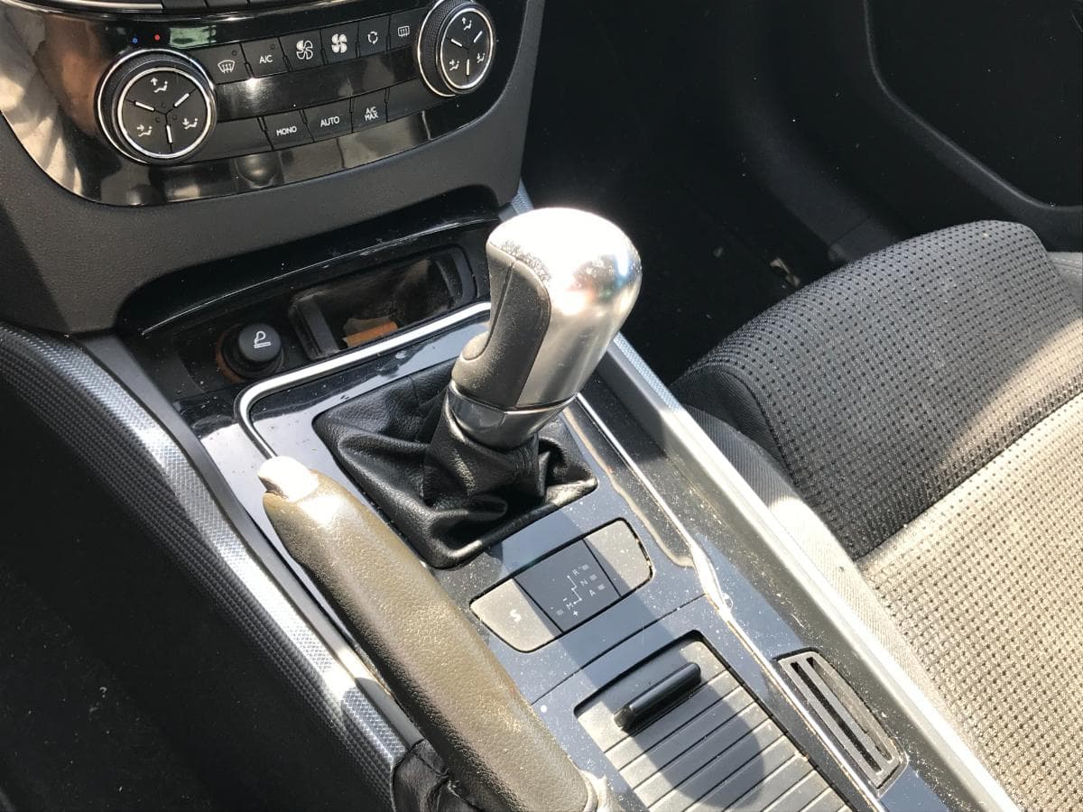 Peugeot 508 1.6HDI · Ano 2011 — imagen 35