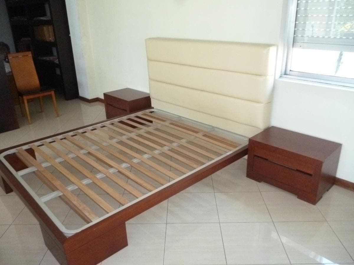 Cama de casal — image 1