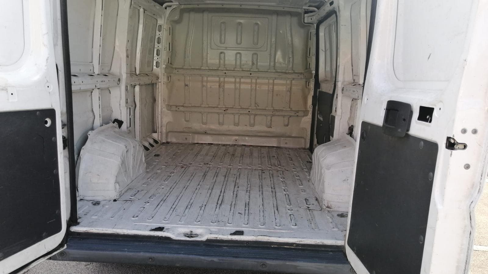 Peugeot Boxer — imagen 8