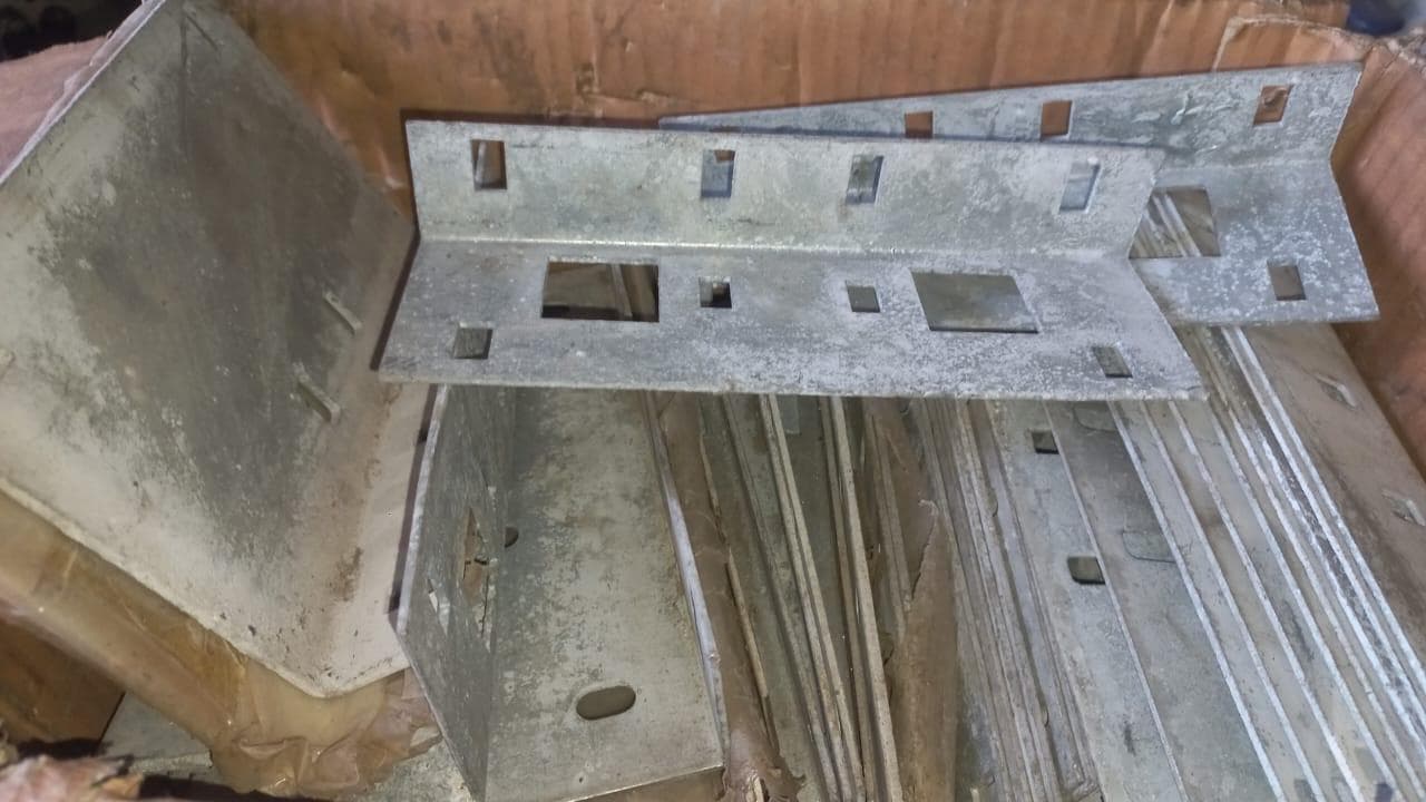 Armaduras de Candeeiros + Armaduras de Candeeiros + Armaduras de Candeeiros + Armaduras de Candeeiros + Perfís Metálicos L + Perfís Metálicos U + Diversos + Fichas + Bichas Pl2 plásticas + Transformadores de Corrente + Alicates grandes + Kit de Junção para Cabos + Fichas + Anilhas + Válvulas de encaixe + Cotovelos machos plasticos + CleanFit + Válvulas de Conexão + Niples + SuperLok + Grampos de Massa + Superlok fittings + HendiFit + Abraçadeiras Plásticas + HandiFit + Terminal de cabos CCG Iplus + Cabo de Rede + Circuit Breaker + Fitas inoxidáveis + Lâmpadas Florescentes Philips + Diversos + Glândulas de Compressão + Placas de montagem + Perfís Metálicos em L, parafucos e porcas + Cabo de rede + Arame Galvanizado + Peças metálicas + Parafusos com porcas em T + Buchas de Redução + Tubo Flexível + Cabo Eléctrico + Cabo Flexível + Armadura para Lampadas + Barras de junção + Diversos + Diversos parafusos com molas. + Armaduras Para Candeeiros + Rede para sombra + Cabo de Rede + Cabos de proteçao contra corrosão + Glandulas de Compressão + Glandulas de Compressão + Glandulas de Compressão + Glandulas de Compressão + Glandulas de Compressão + Glandulas de Compressão + Perfís metálicos + Glandulas de Compressão + Olofote + Diversos + Diversos + Diversos + Diversos + Rolos de cabos + Armaduras para Candeeiros + Porcas 10" + Glandulas de Compressão + Tampas de Condução + Diversos + Suporte de Condensador + Hanger Conp + Fichas + Programadores Siemens + Terminais + Cabo de Rede + Diversos + Diversos + Diversos + Corrente + Parafusos + Diversos + Glandulas de Compressão + Diversos + Glandulas de Compressão + Glandulas de Compressão + Grampos + Suportes Metálicos + Suportes metálicos + Diverso + Glandulas de Compressão + Olofotes + Armaduras para Lâmpadas + Rolos de Corrente + Diversos + Porcas + Olofotes + Diversos + Transmissor de Pressão + Peventores de Incêndio + Diversos + Diversos + Cabo Eléctrico + Diversos + Diversos + Digitor + Diversos + Connection + Diversos + Diversos + Censor + ROTHERBERGER 50-127mm 2"-5" OD + Diverso + Roda de medição + Contentor de 40P · — imagen 6
