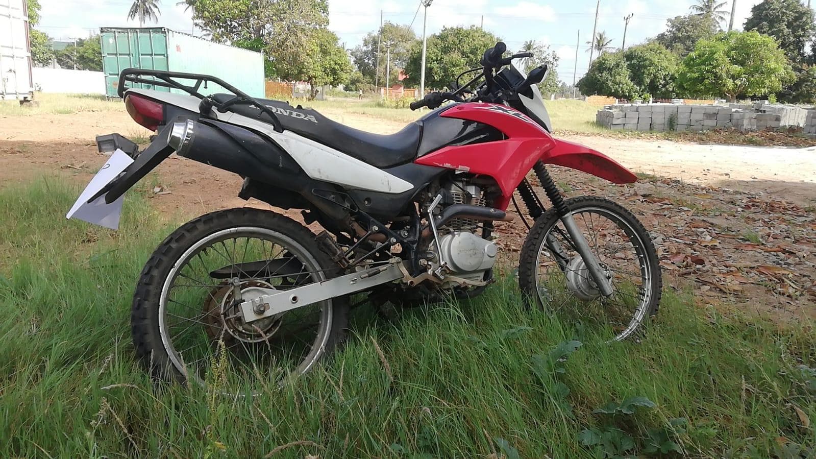 Motorizada de marca Honda XL 125 LEK ·