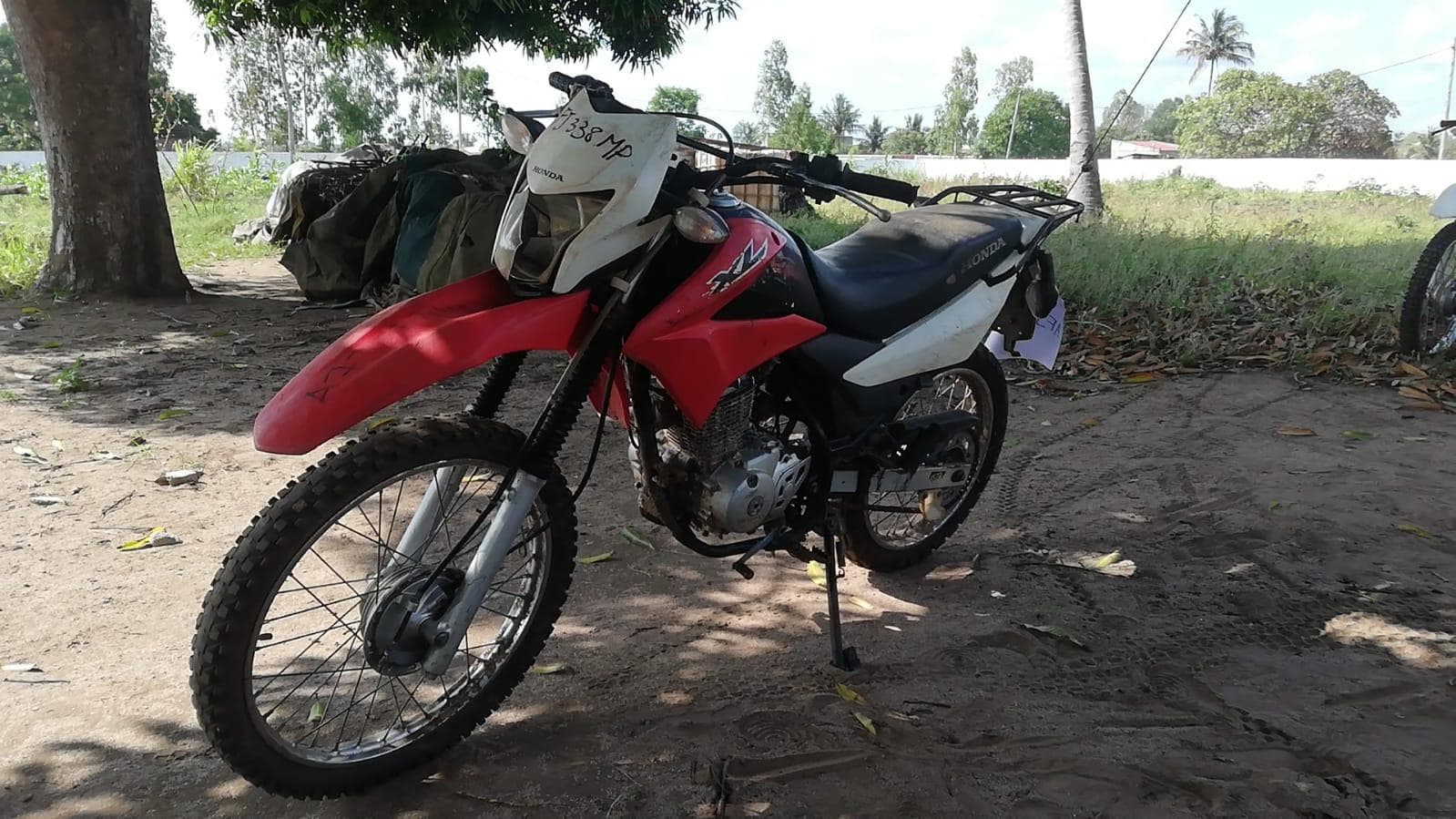 Motorizada de marca Honda XL 125 LEK · — imagen 4