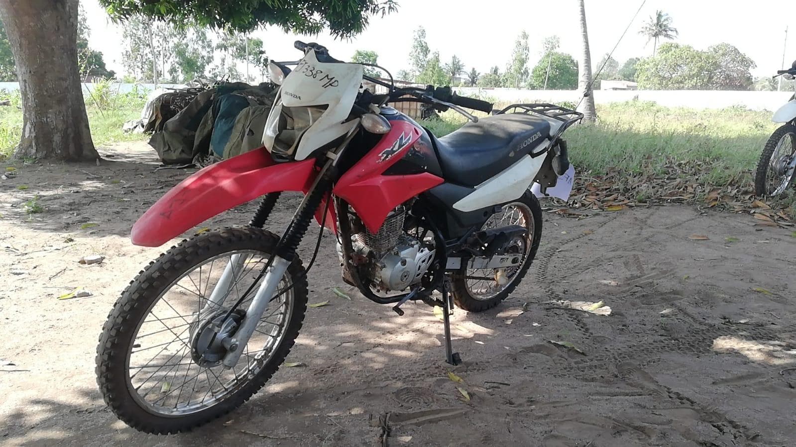 Motorizada de marca Honda XL 125 LEK · — imagen 5