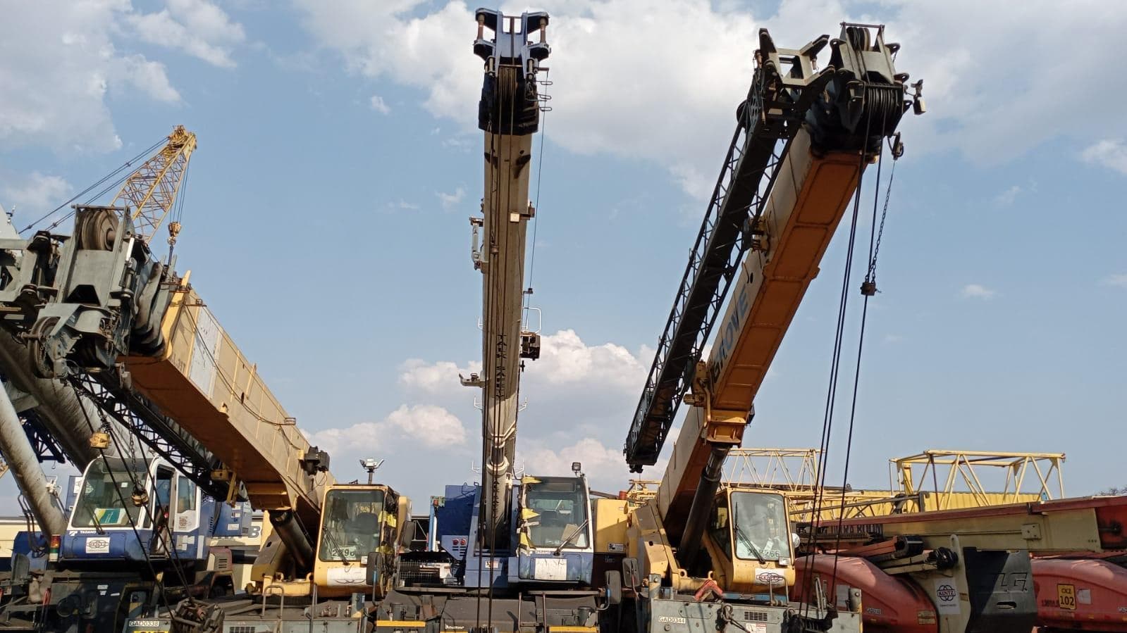 TADANO GR-300EX · — imagem 3