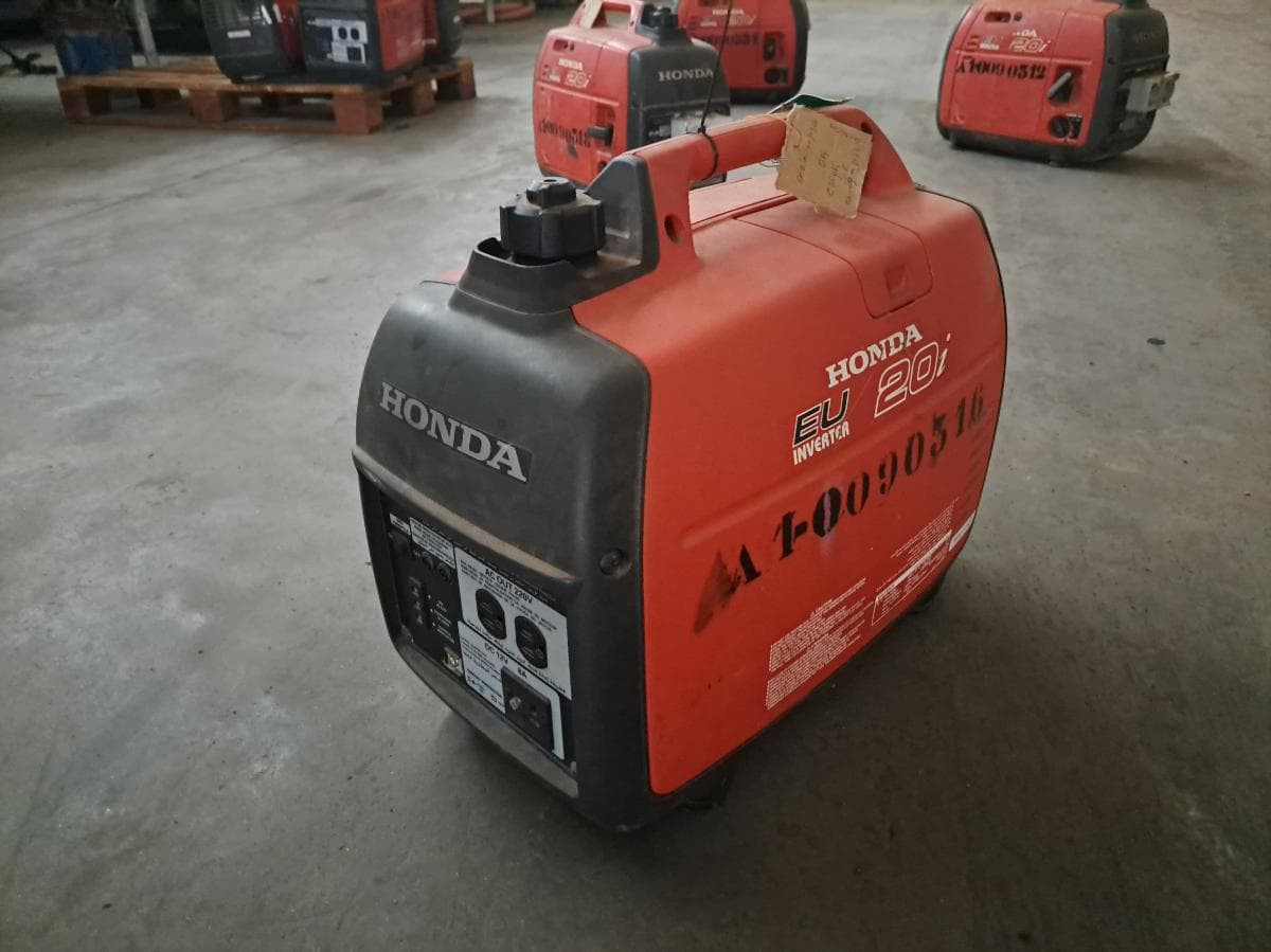 Gerador (2KVA) HONDA EU20 i · Viana — imagen 3