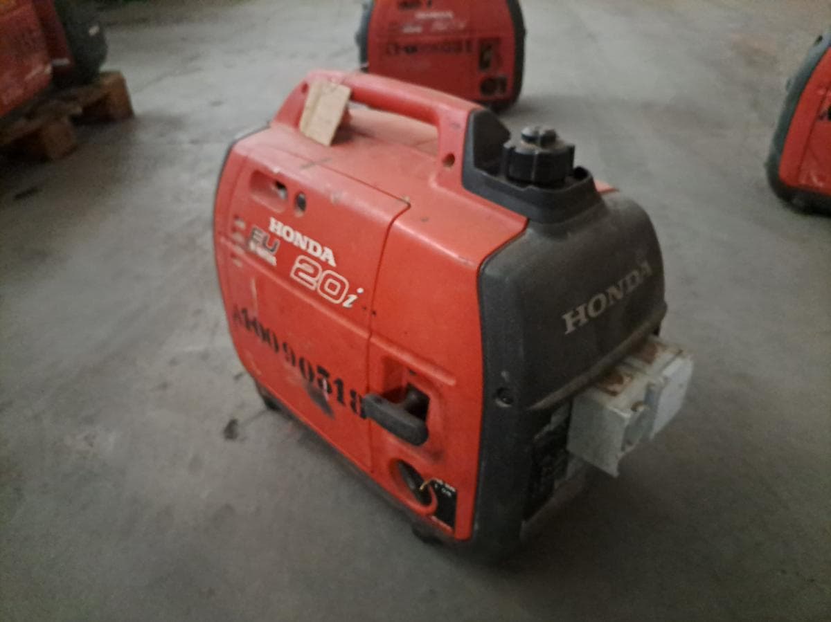 Gerador (2KVA) HONDA EU20 i · Viana — imagen 3