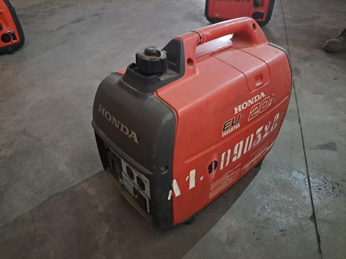 Gerador (2KVA) HONDA EU20 i · Viana