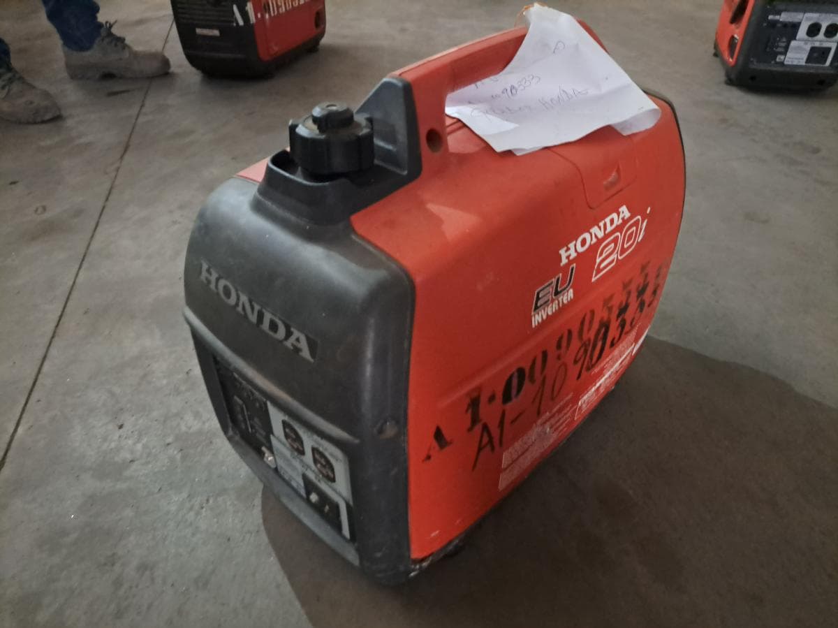 Gerador (2KVA) HONDA EU20 i · Viana