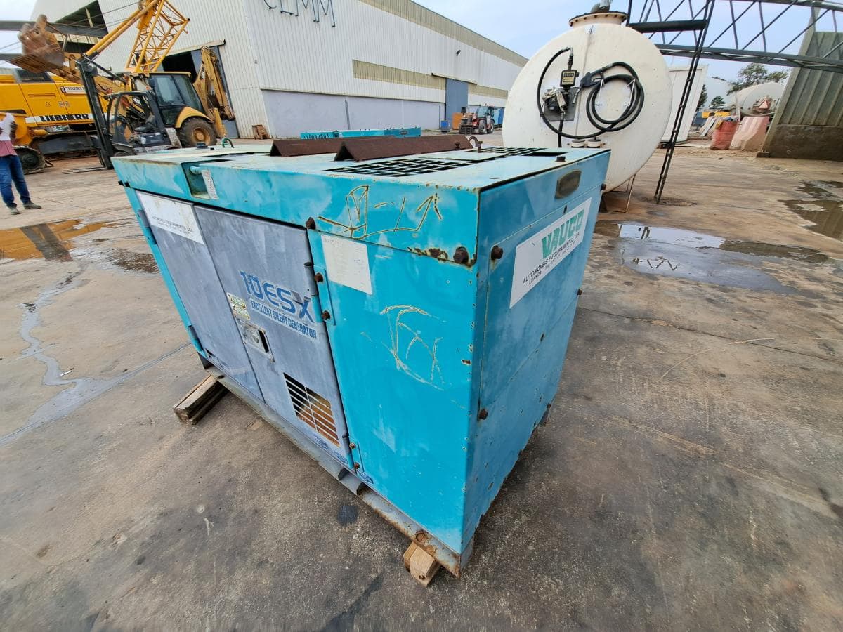 Gerador (8kva) DENYO DCA10 ESX · Viana — imagem 4