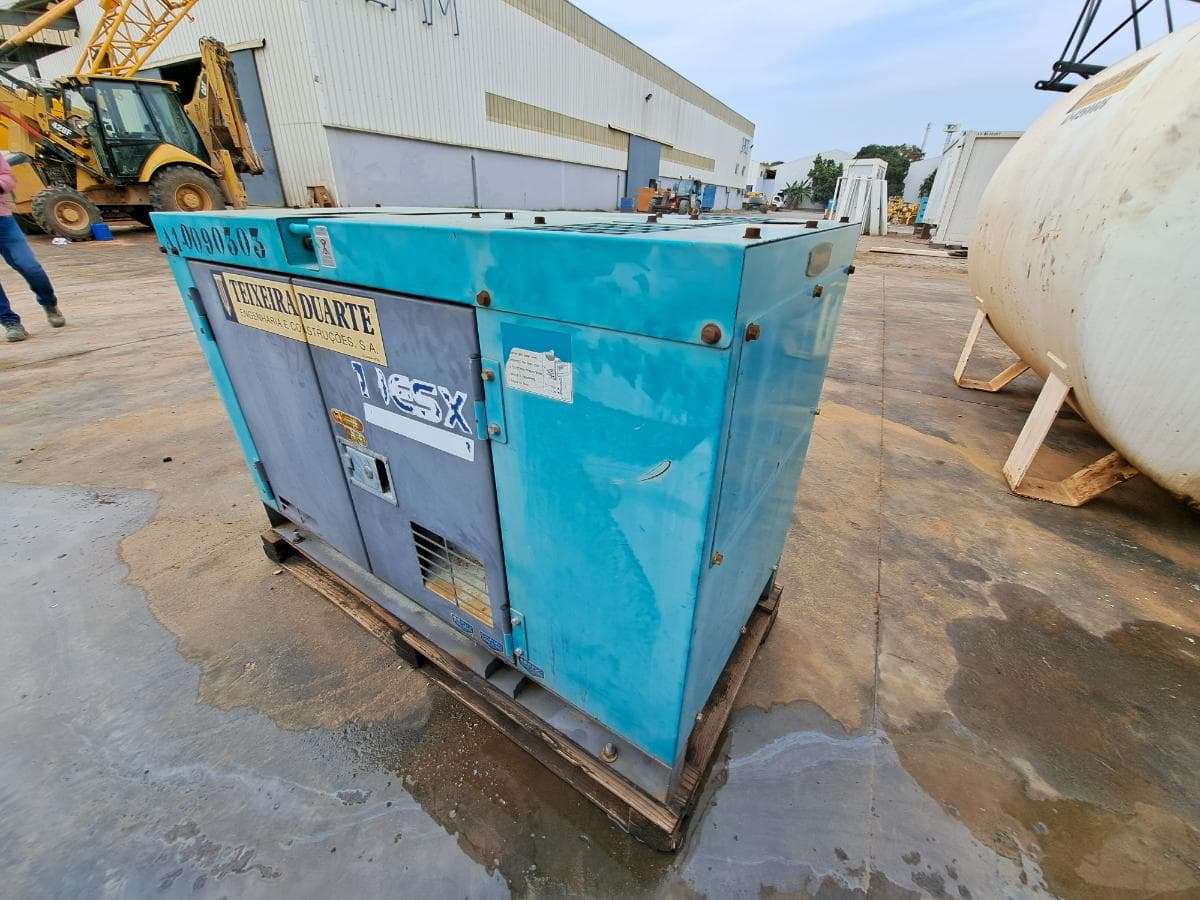 Gerador (8kva) DENYO DCA10 ESX · Viana — imagem 4