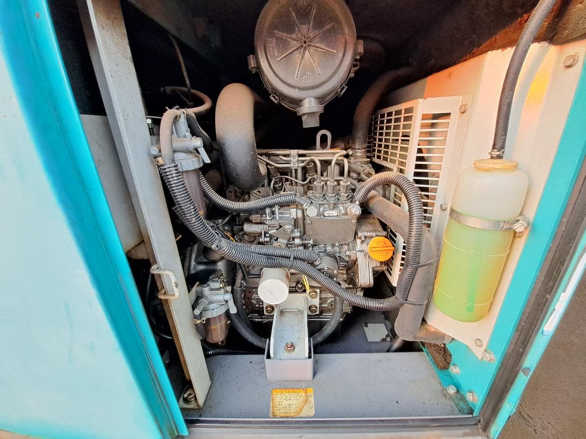 Gerador (10,5KVA) DENYO TLG12 ESX · Viana — imagem 6