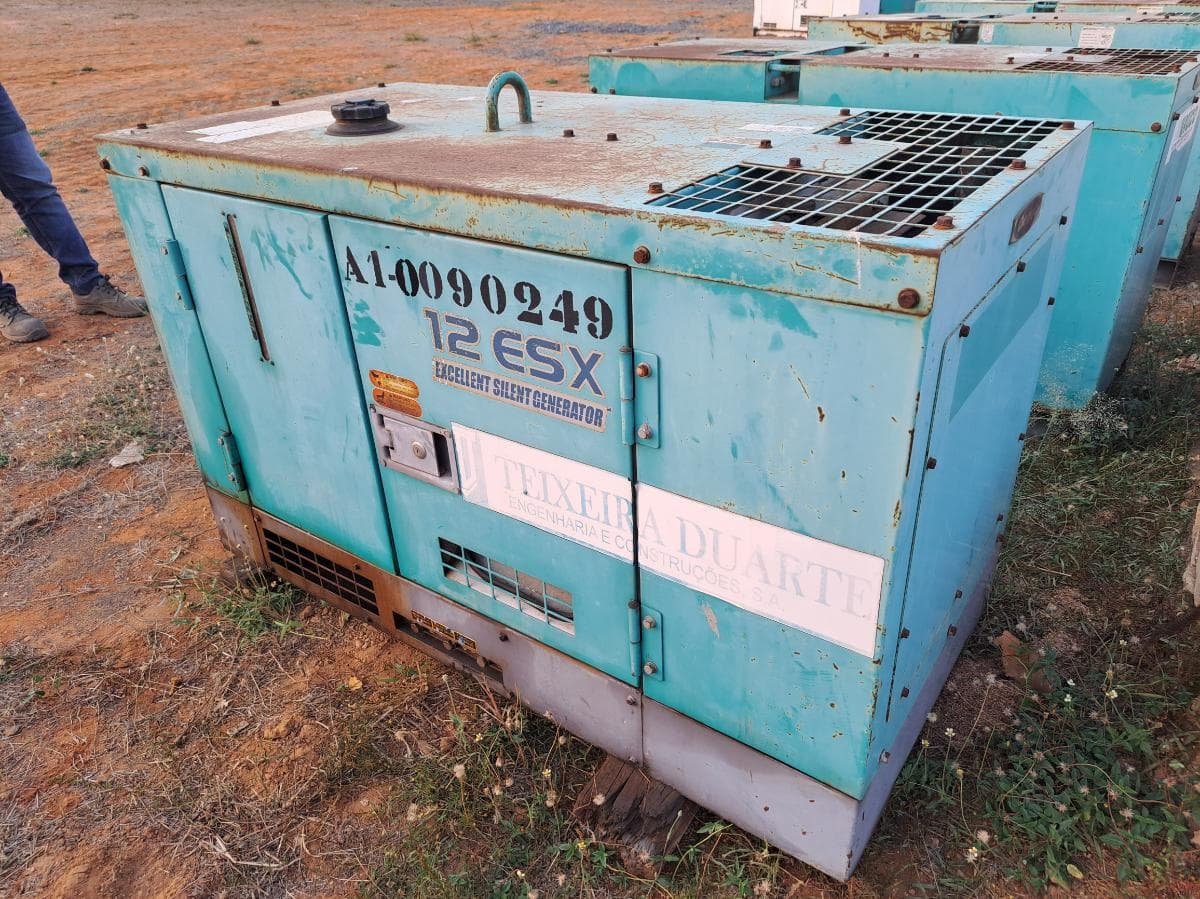 Gerador (10,5KVA) DENYO TLG12 ESX · Viana — imagem 4