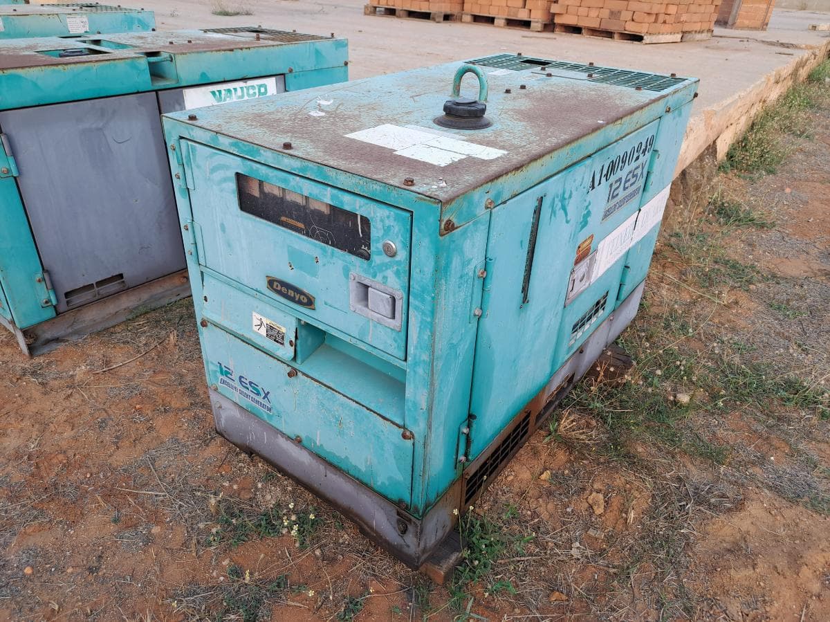 Gerador (10,5KVA) DENYO TLG12 ESX · Viana — imagem 3
