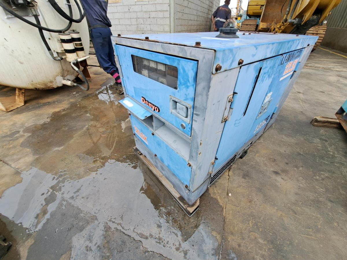 Gerador (10,5KVA) DENYO TLG12 ESX · Viana — image 2