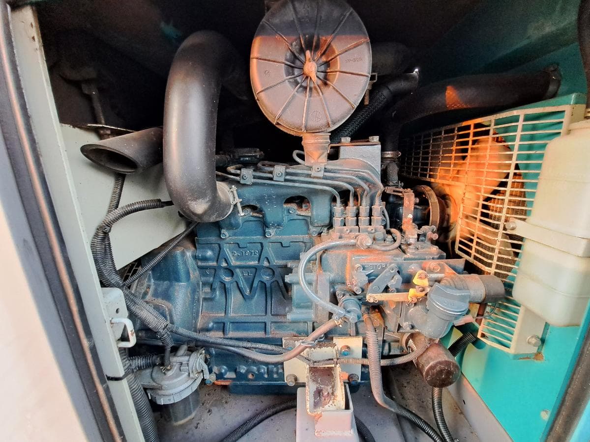 Gerador (13kva) DENYO DCA15 ESX · Viana — imagem 6