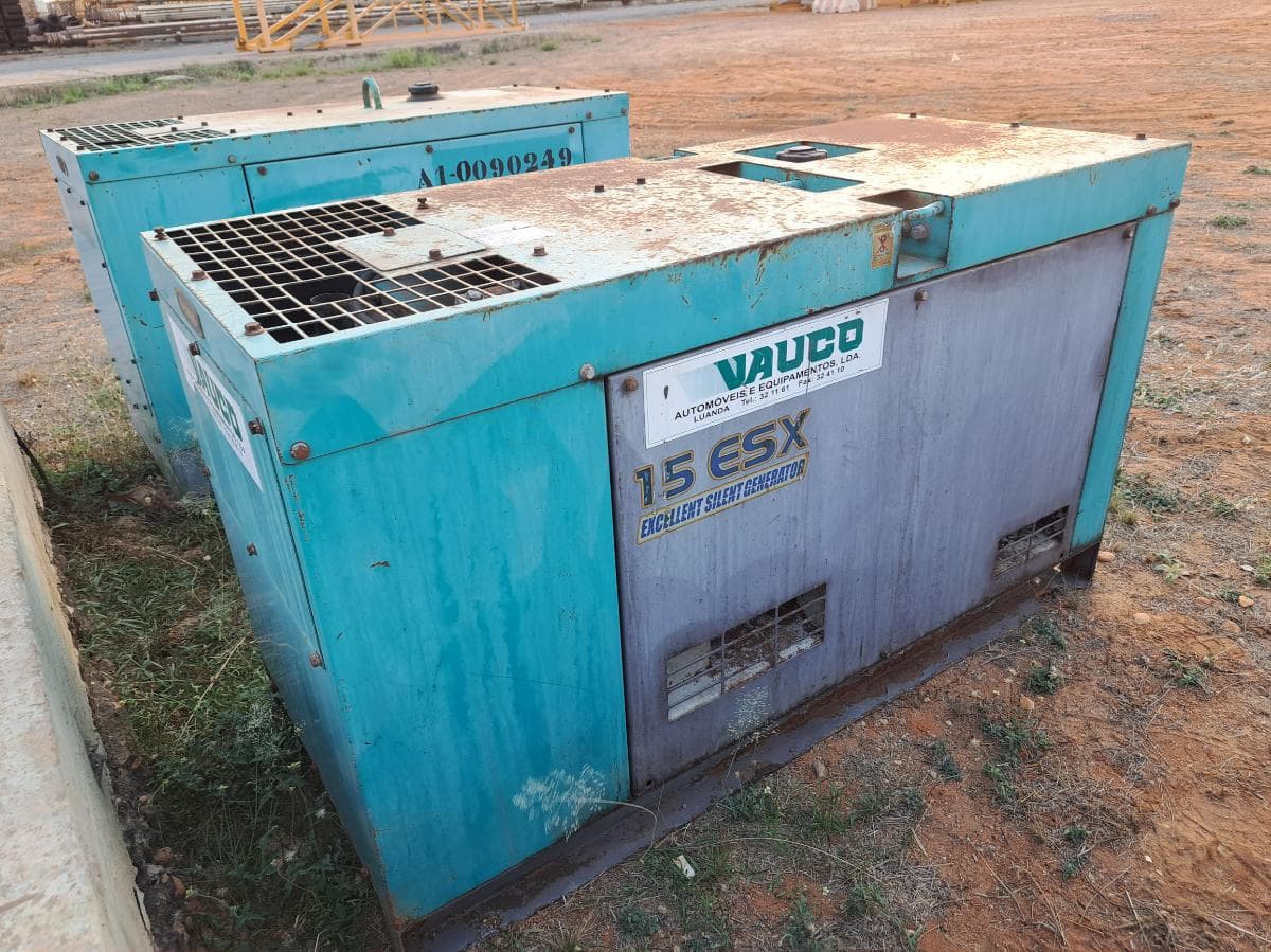 Gerador (13kva) DENYO DCA15 ESX · Viana — imagem 2