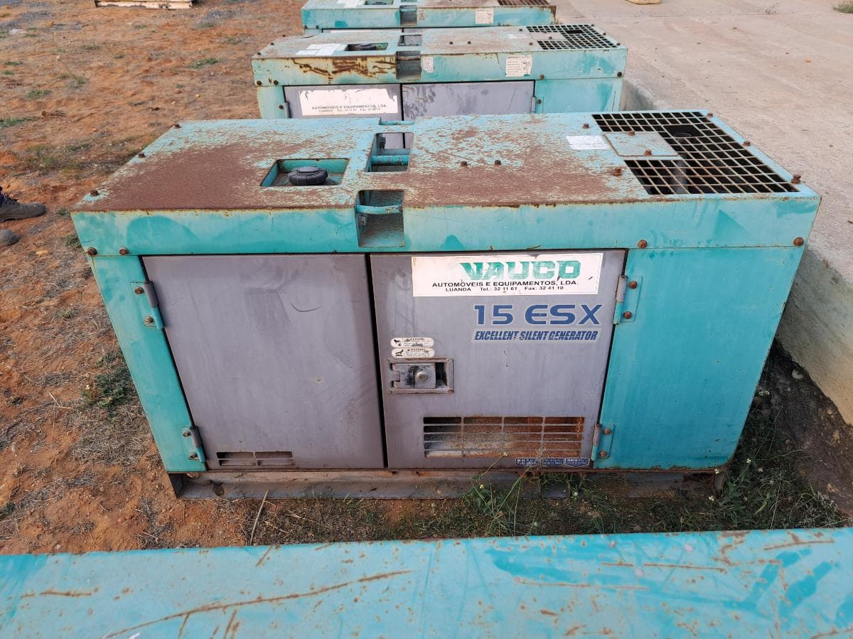 Gerador (13kva) DENYO DCA15 ESX · Viana