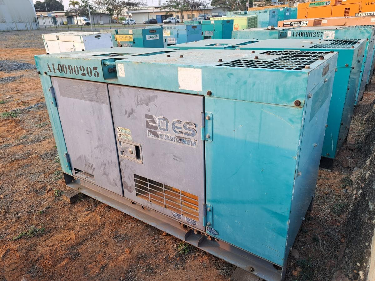 Gerador (17KVA) DENYO DCA20 ESK · Viana — image 2