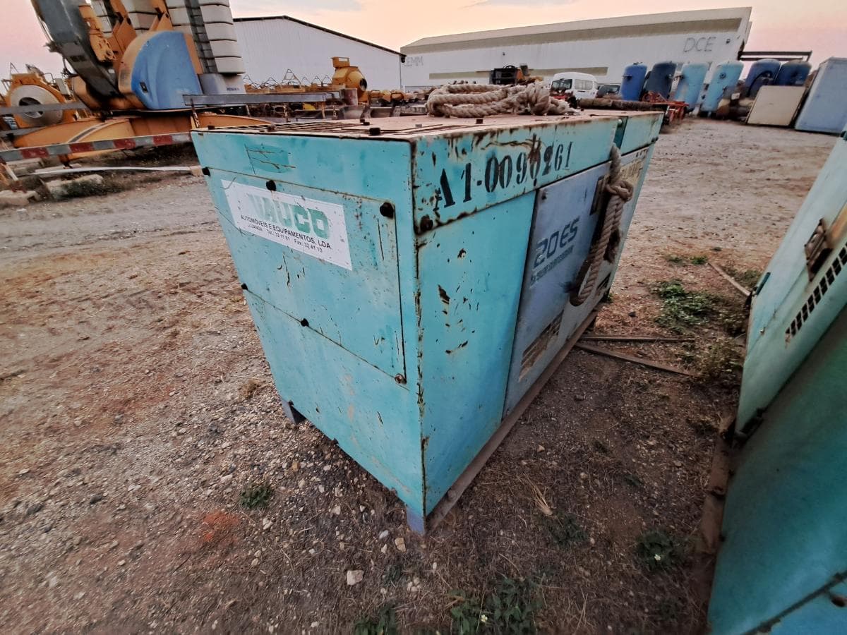 Gerador (17KVA) DENYO DCA20 ESK · Viana — imagem 2