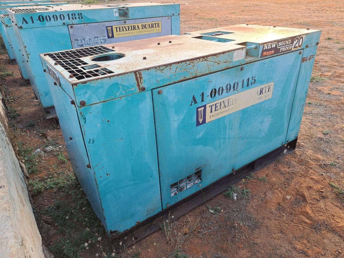 Gerador (17KVA) DENYO DCA20 SPKII · Viana — image 4