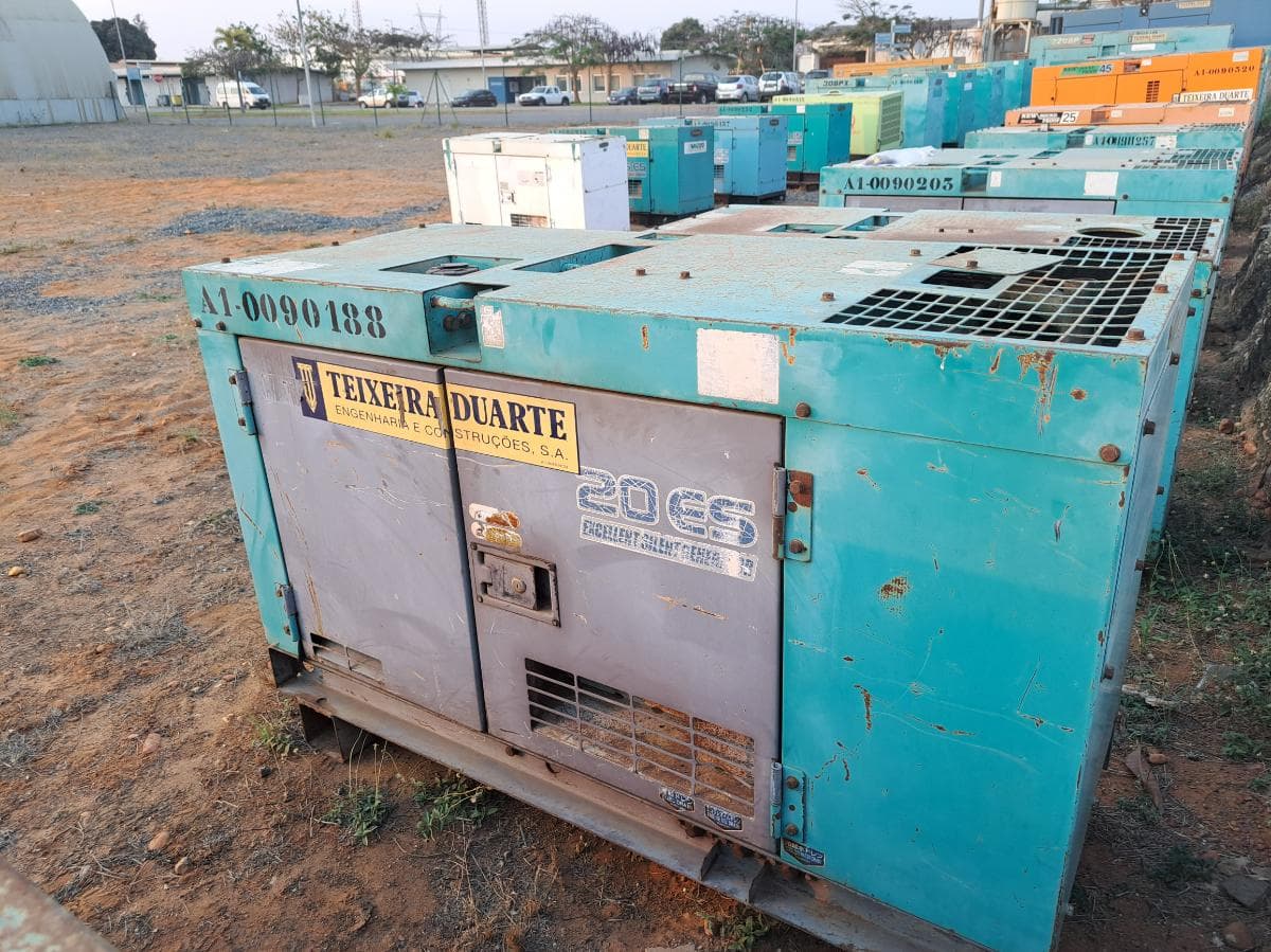 Gerador (17KVA) DENYO DCA20 ESK · Viana — image 2