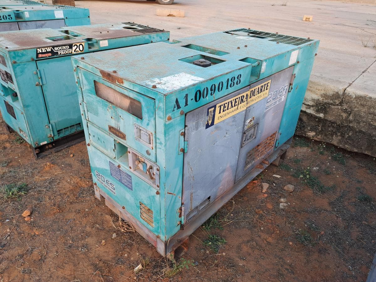 Gerador (17KVA) DENYO DCA20 ESK · Viana — image 3