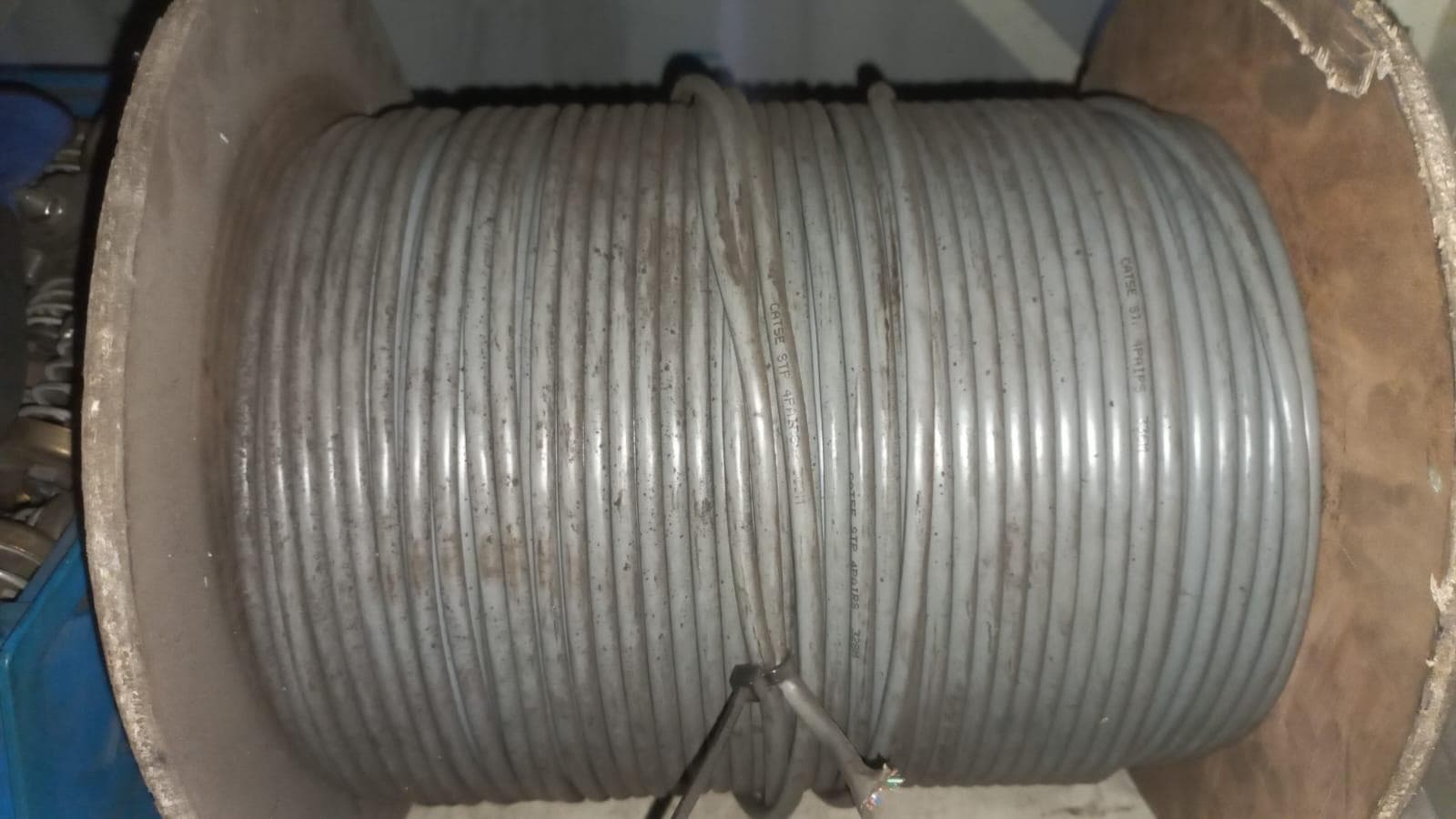 Armaduras de Candeeiros + Armaduras de Candeeiros + Armaduras de Candeeiros + Armaduras de Candeeiros + Perfís Metálicos L + Perfís Metálicos U + Diversos + Fichas + Bichas Pl2 plásticas + Transformadores de Corrente + Alicates grandes + Kit de Junção para Cabos + Fichas + Anilhas + Válvulas de encaixe + Cotovelos machos plasticos + CleanFit + Válvulas de Conexão + Niples + SuperLok + Grampos de Massa + Superlok fittings + HendiFit + Abraçadeiras Plásticas + HandiFit + Terminal de cabos CCG Iplus + Cabo de Rede + Circuit Breaker + Fitas inoxidáveis + Lâmpadas Florescentes Philips + Diversos + Glândulas de Compressão + Placas de montagem + Perfís Metálicos em L, parafucos e porcas + Cabo de rede + Arame Galvanizado + Peças metálicas + Parafusos com porcas em T + Buchas de Redução + Tubo Flexível + Cabo Eléctrico + Cabo Flexível + Armadura para Lampadas + Barras de junção + Diversos + Diversos parafusos com molas. + Armaduras Para Candeeiros + Rede para sombra + Cabo de Rede + Cabos de proteçao contra corrosão + Glandulas de Compressão + Glandulas de Compressão + Glandulas de Compressão + Glandulas de Compressão + Glandulas de Compressão + Glandulas de Compressão + Perfís metálicos + Glandulas de Compressão + Olofote + Diversos + Diversos + Diversos + Diversos + Rolos de cabos + Armaduras para Candeeiros + Porcas 10" + Glandulas de Compressão + Tampas de Condução + Diversos + Suporte de Condensador + Hanger Conp + Fichas + Programadores Siemens + Terminais + Cabo de Rede + Diversos + Diversos + Diversos + Corrente + Parafusos + Diversos + Glandulas de Compressão + Diversos + Glandulas de Compressão + Glandulas de Compressão + Grampos + Suportes Metálicos + Suportes metálicos + Diverso + Glandulas de Compressão + Olofotes + Armaduras para Lâmpadas + Rolos de Corrente + Diversos + Porcas + Olofotes + Diversos + Transmissor de Pressão + Peventores de Incêndio + Diversos + Diversos + Cabo Eléctrico + Diversos + Diversos + Digitor + Diversos + Connection + Diversos + Diversos + Censor + ROTHERBERGER 50-127mm 2"-5" OD + Diverso + Roda de medição + Contentor de 40P · — imagen 48