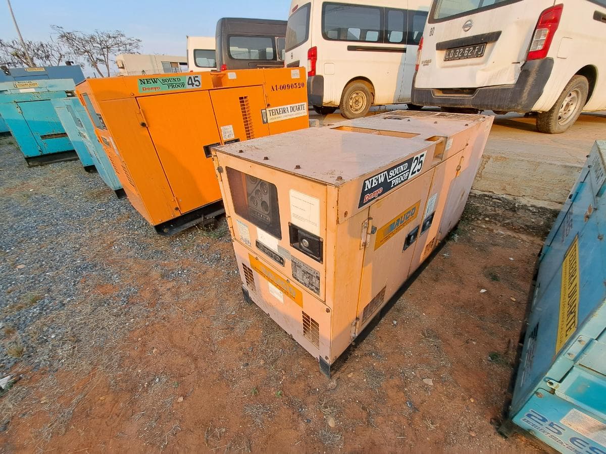 Gerador (20KVA) DENYO DCA25 SPI II · Viana — image 6